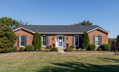 2213 Ridge Way, Shelbyville, KY 40065