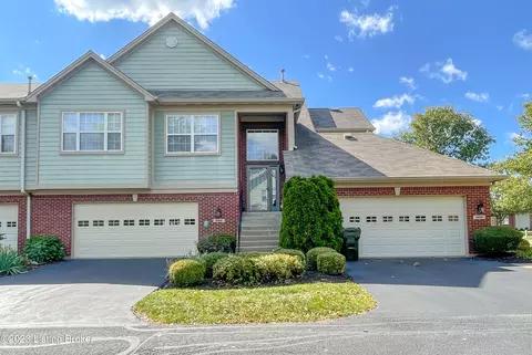 5028 Kames Sq, Louisville, KY 40241