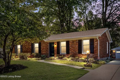 2428 Merriwood Dr, Louisville, KY 40299