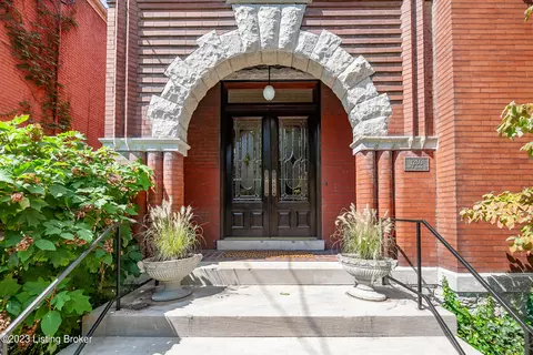 1260 S Brook St, Louisville, KY 40203