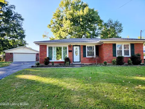 5602 Mary Ellen Dr, Louisville, KY 40214