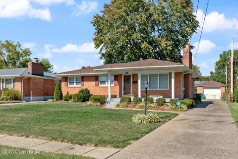 2203 Thistledawn Dr, Louisville, KY 40216