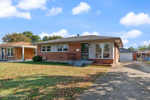 3502 E Indian Trl, Louisville, KY 40213