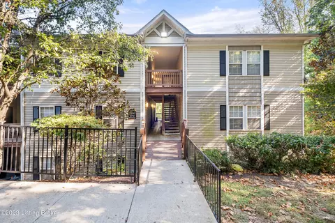 3200 Renwood Blvd #301, Louisville, KY 40214