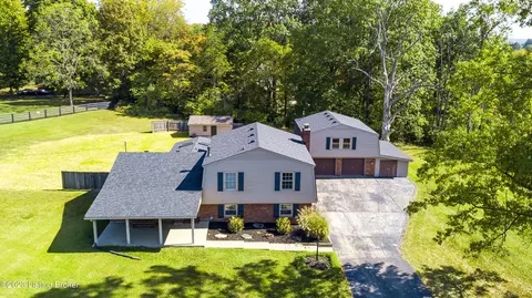 3509 Pin Oak Dr, La Grange, KY 40031