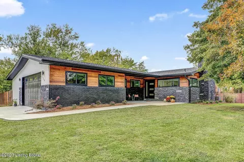 726 Indian Ridge Rd, Louisville, KY 40207