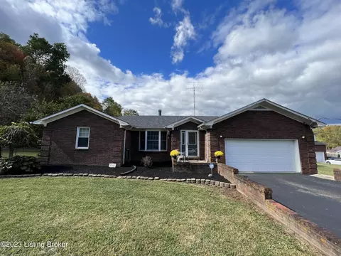 123 Scotts Gap Rd, Louisville, KY 40272