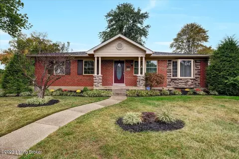 4100 Bellflower Dr, Louisville, KY 40219