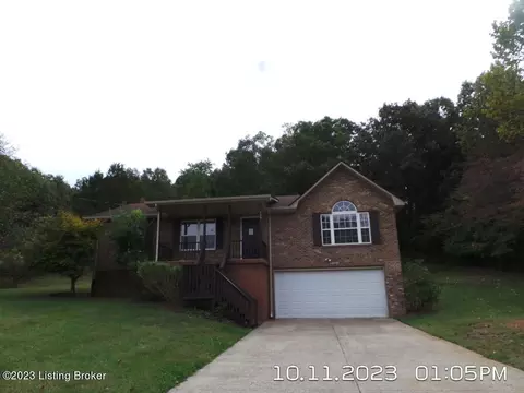 294 Eubank Ln, Radcliff, KY 40160
