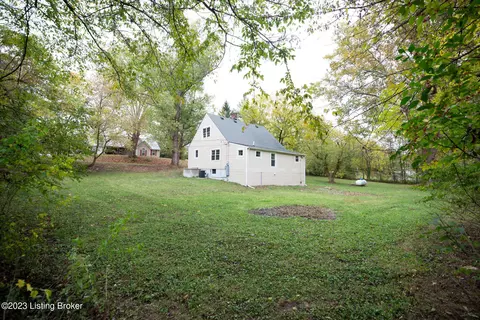 575 Graefenburg Rd, Waddy, KY 40076 photo 23