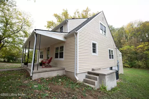 575 Graefenburg Rd, Waddy, KY 40076 photo 5