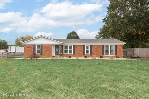 500 Harrison Cir, Mount Washington, KY 40047