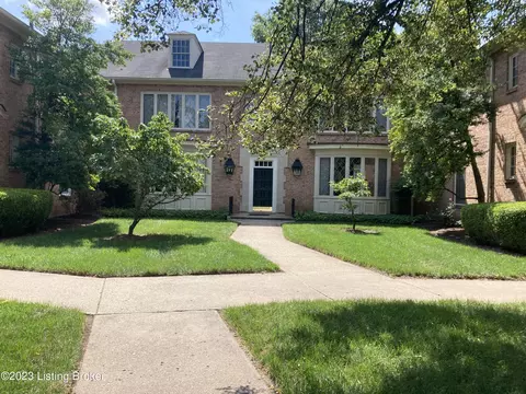 3812 Washington Sq #4, Louisville, KY 40207