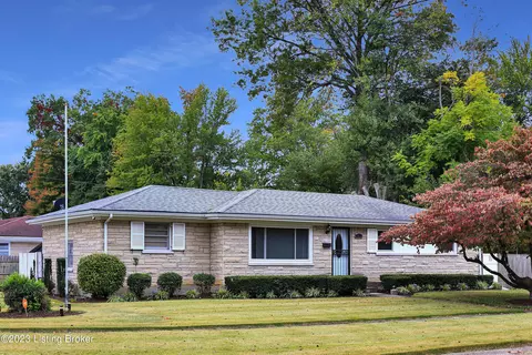 3612 Nellie Bly Dr, Louisville, KY 40213