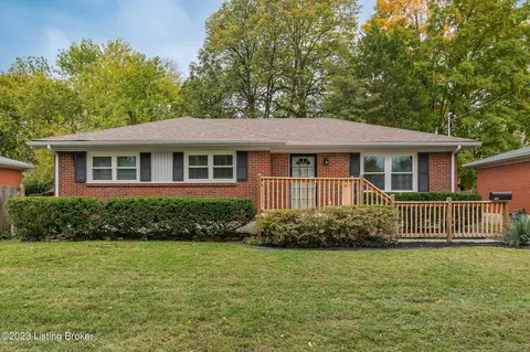 2827 Dell Brooke Ave, Louisville, KY 40220