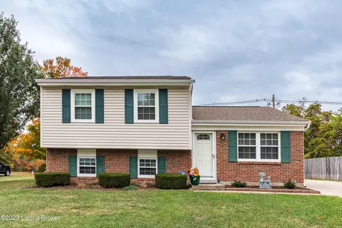 5808 Janet Lee Dr, Louisville, KY 40291