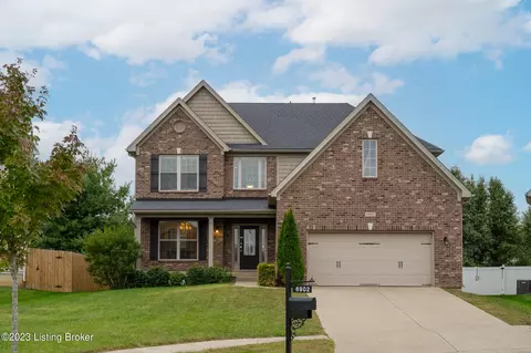 6902 Franklin Farmer Way, Louisville, KY 40229