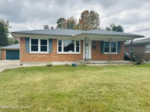 3230 Poplar View Dr, Louisville, KY 40216