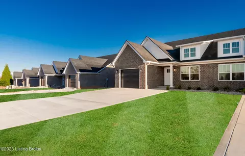 1008 Ray Wimsett Blvd #A, Bardstown, KY 40004