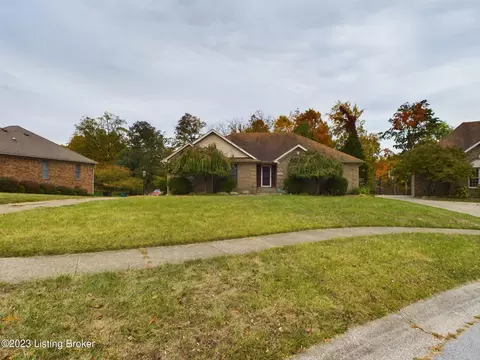 7006 Austinwood Rd, Louisville, KY 40214