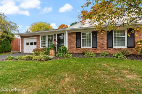 3108 Roselawn Blvd, Louisville, KY 40220