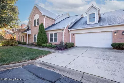 6802 Jaffa Cir, Louisville, KY 40241