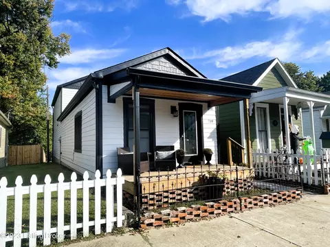 718 W Third St, Madison, IN 47250