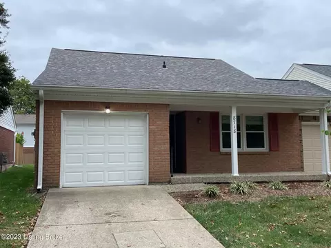 8718 Deer Point Ct, Louisville, KY 40242