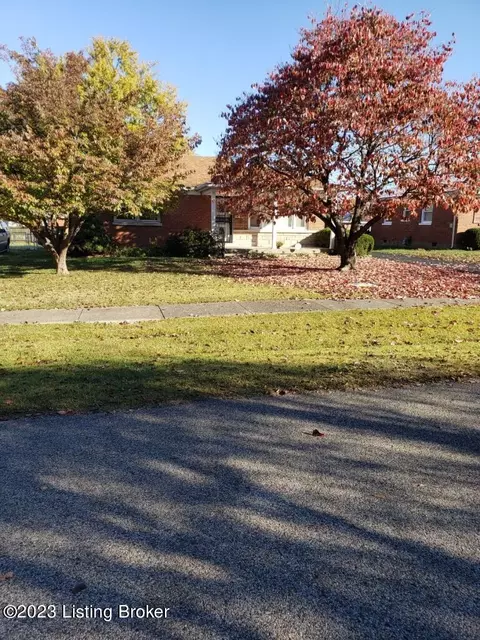 1635 Stafford Ave, Louisville, KY 40216