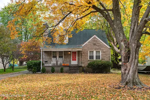 1818 Farnsley Rd, Louisville, KY 40216