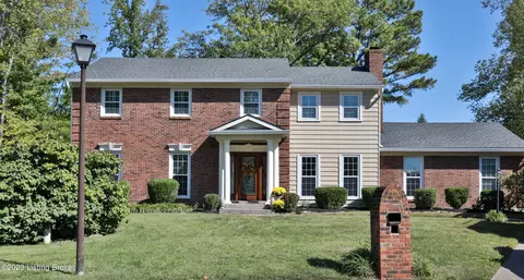 10910 Cowgill Pl, Louisville, KY 40243