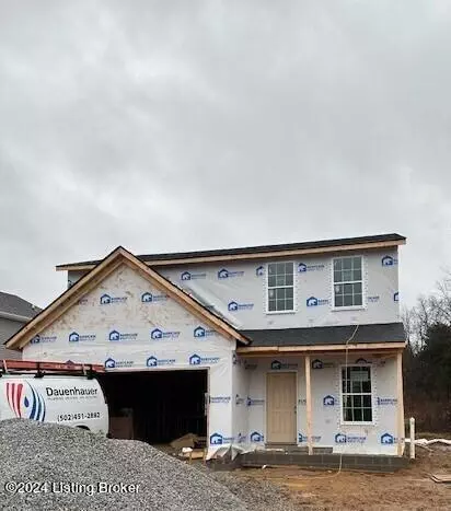 8105 Gateway Run Rd, Louisville, KY 40229