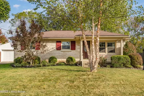 11611 Gamay Ln, Louisville, KY 40272