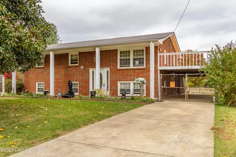 6609 North Dr, Louisville, KY 40272