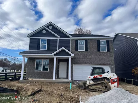 12050 Wooden Trace Dr, Louisville, KY 40229
