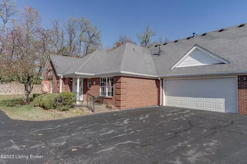 10635 Wemberley Hill Blvd, Louisville, KY 40241