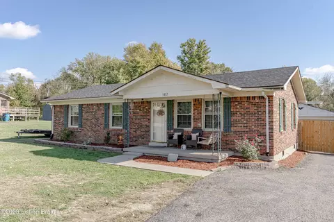 387 Circle Dr, Shepherdsville, KY 40165