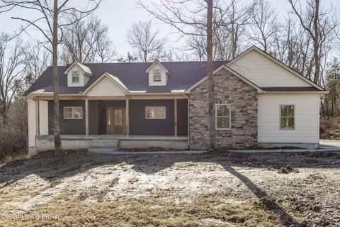 2809 Hollow Oak Dr, Crestwood, KY 40014