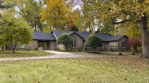 9898 Fairmount Rd, Louisville, KY 40291