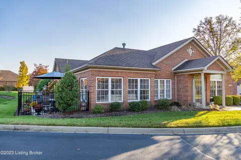 10605 Waterloo Way, Louisville, KY 40223