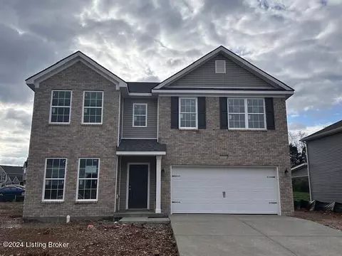 8101 Gateway Run Rd, Louisville, KY 40229