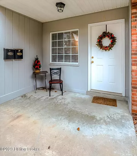 333 E 4th St #A1, Frankfort, KY 40601