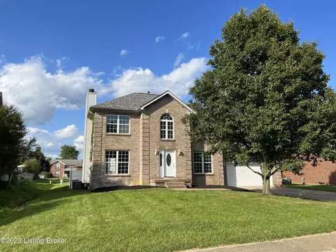 512 Circle Valley Dr, Louisville, KY 40229