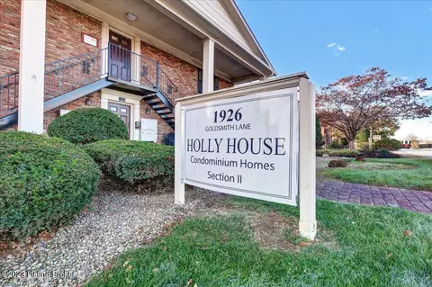 1926 Goldsmith Ln #111, Louisville, KY 40218