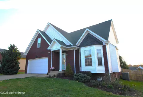 1141 Summit Dr, Shelbyville, KY 40065