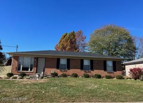 439 S Steedland Dr, Louisville, KY 40229
