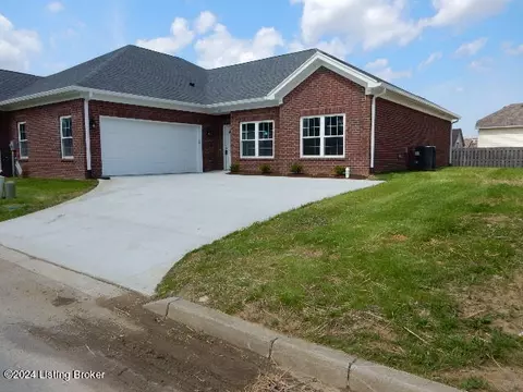 167 Bullitt Creek Dr, Shepherdsville, KY 40165