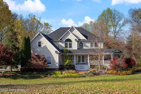 1509 Colonial Ct, Goshen, KY 40026
