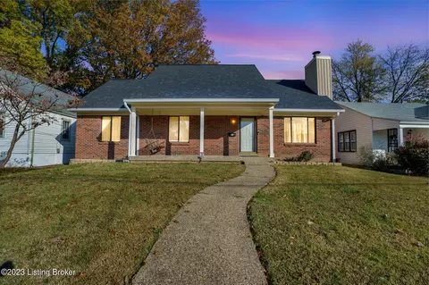 809 Beecher St, Louisville, KY 40215