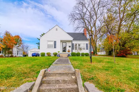 103 E Grundy Ave, Springfield, KY 40069 photo 2
